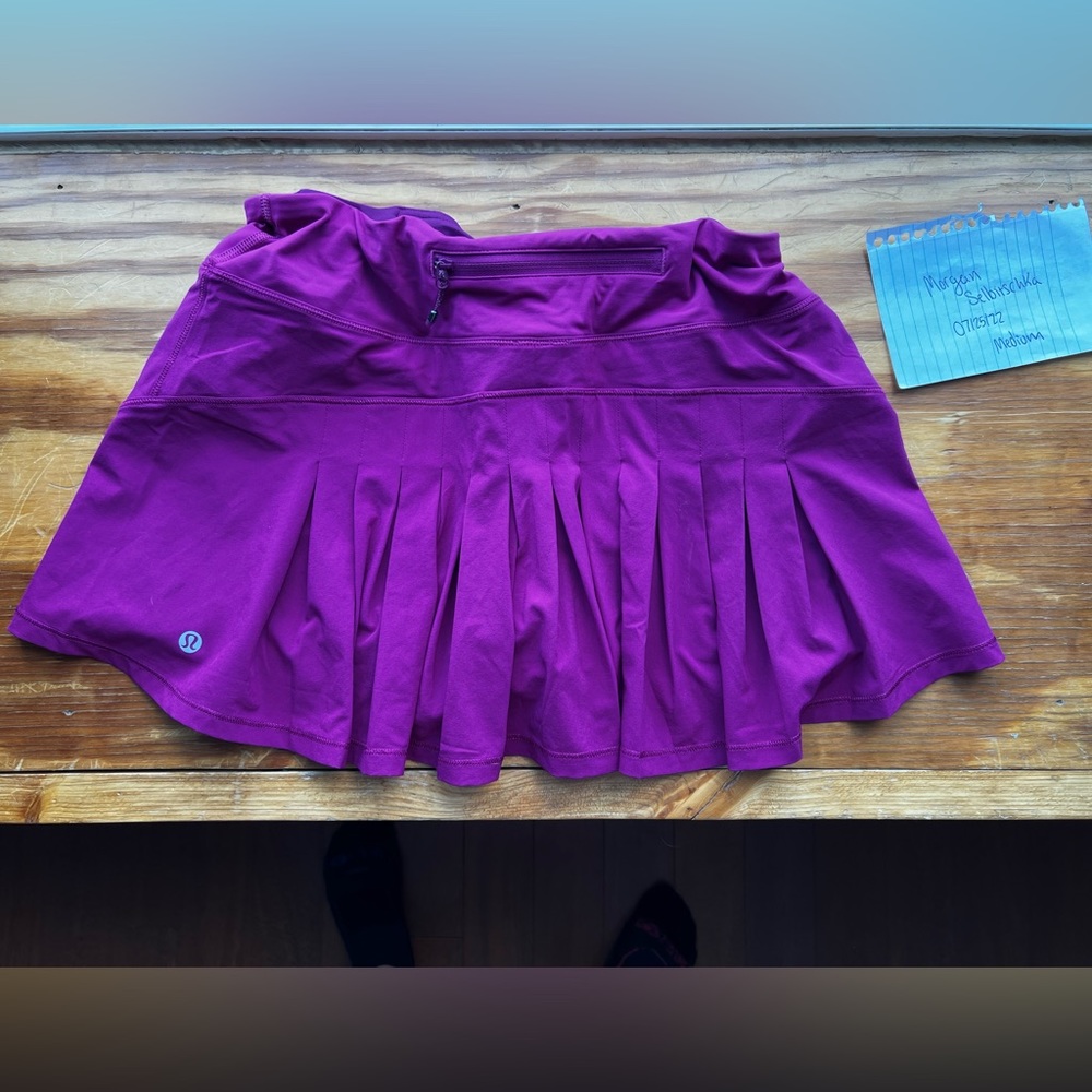 Size 8 Lululemon Skort